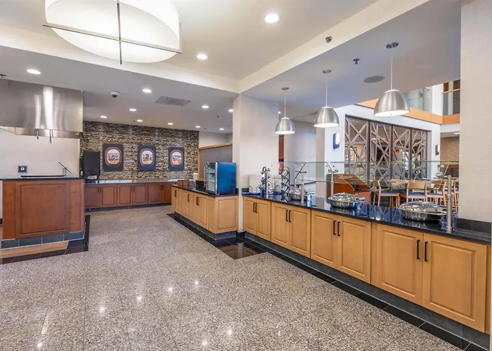Drury Inn & Suites St. Louis Airport